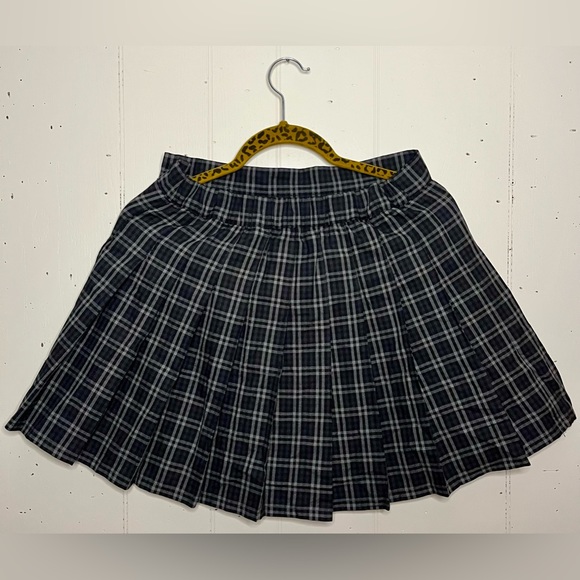 BRAND NEW AERIE | AMERICAN EAGLE size SMALL plaid pleated skirt - Picture 3 of 4